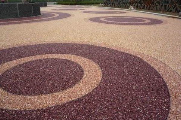 陶瓷彩砂顆粒材料做路面地坪實用嗎？